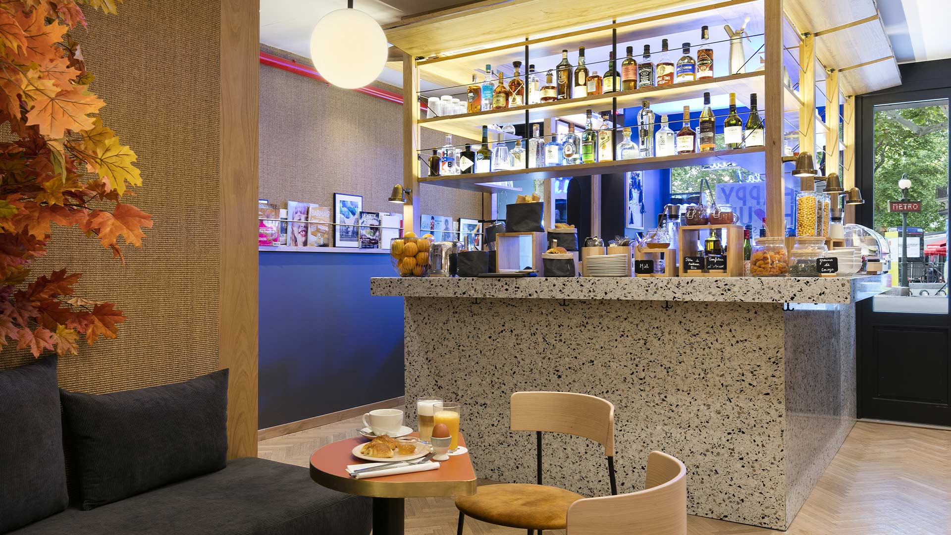 Oh la la ! Hotel Bar Paris Bastille sur Hôtel à Paris