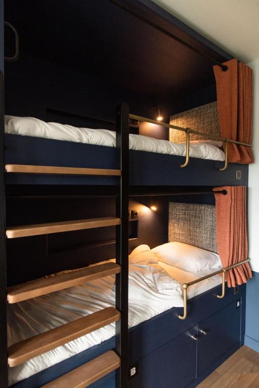 The People - Paris Nation