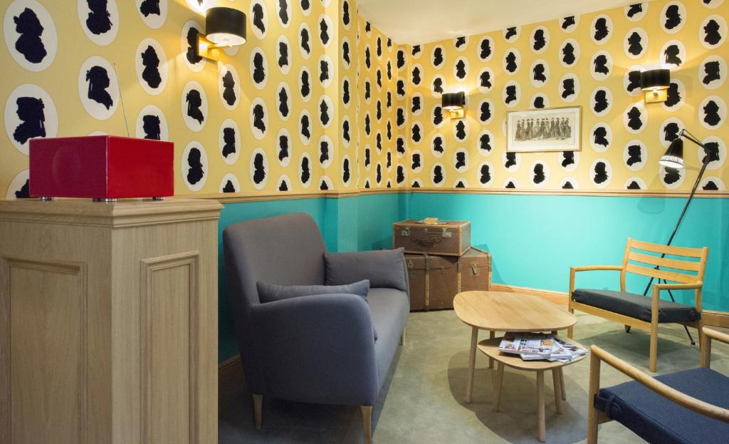 Suites & Hôtel Helzear Champs-Elysées