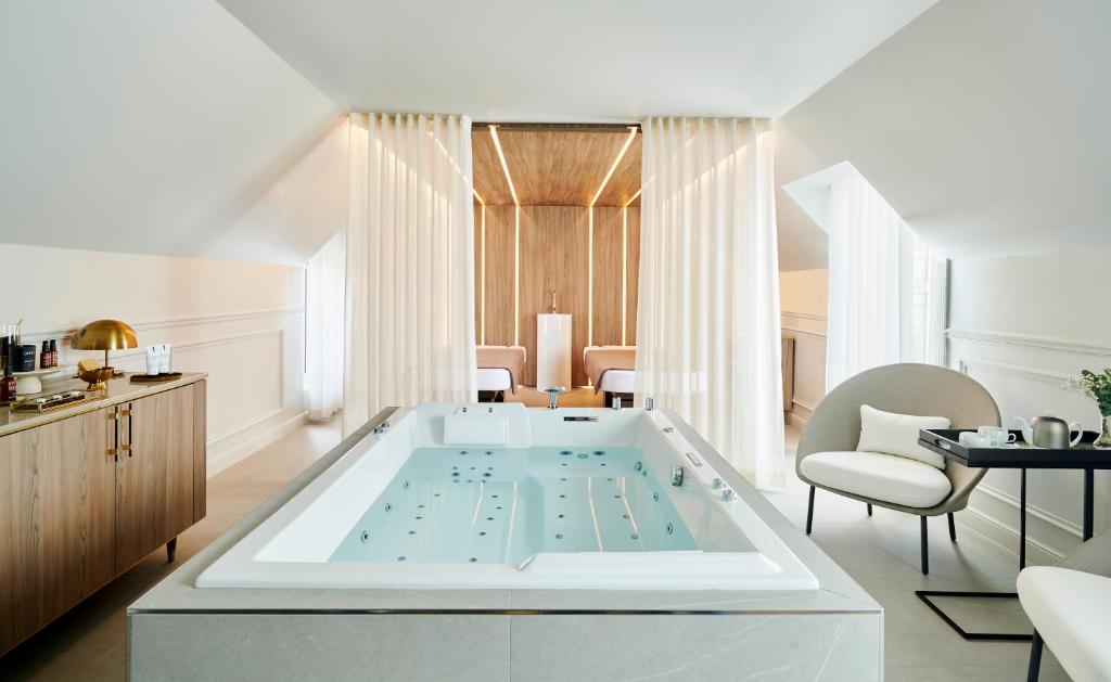 Hôtel Lancaster Paris Champs-Elysées