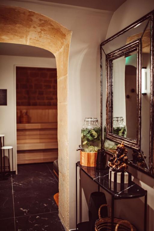 Monsieur Georges Hôtel & Spa - Booking