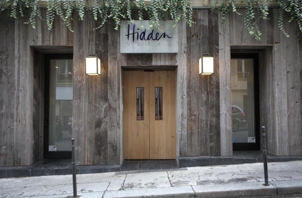 Hidden Hotel - Booking