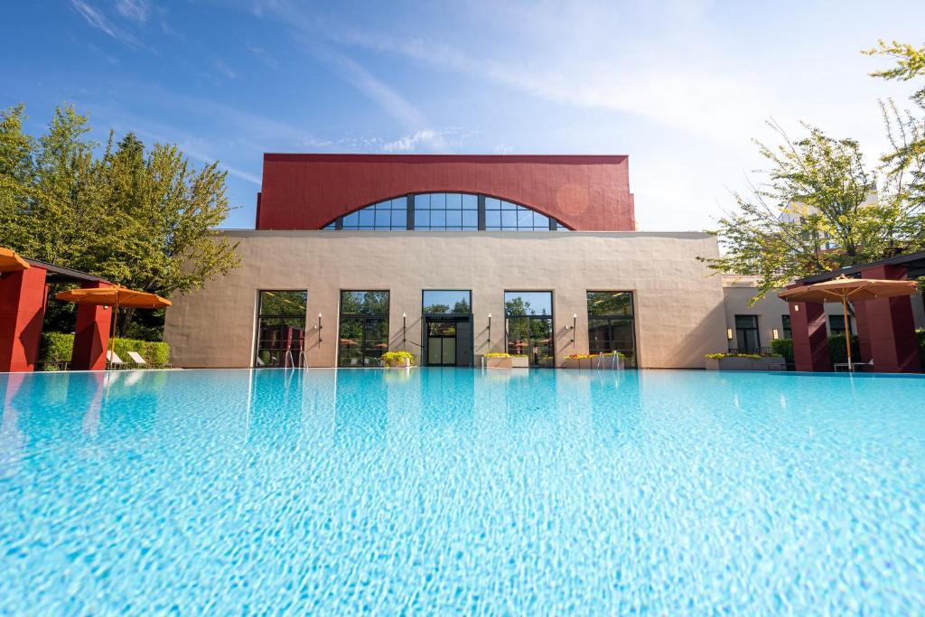 Disney Hotel New York - The Art of Marvel - Booking