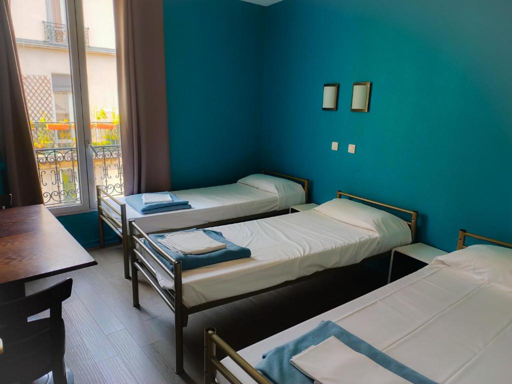 Caulaincourt Montmartre by Hiphophostels