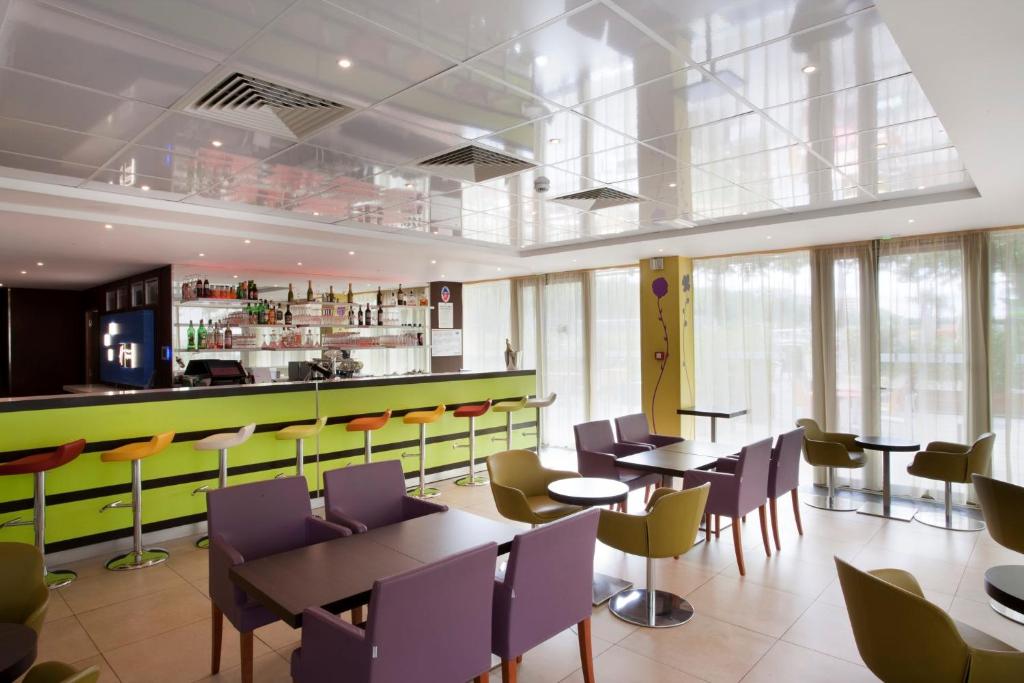 Holiday Inn Express Paris-Canal De La Villette, an IHG Hotel