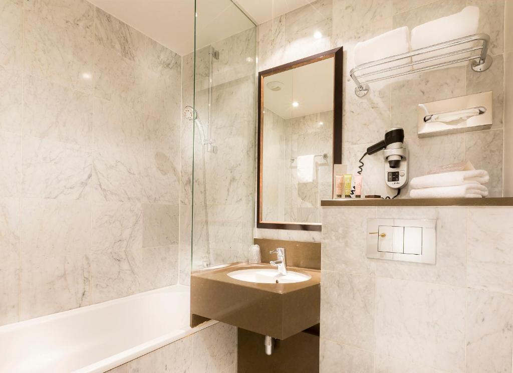 Hôtel Du Bois Champs-Elysées