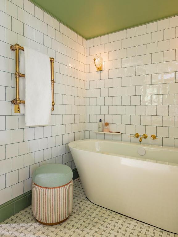 Hôtel La Fantaisie - Booking