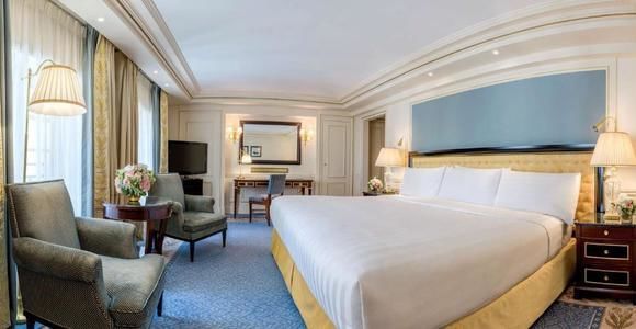 Shangri-La Hotel Paris