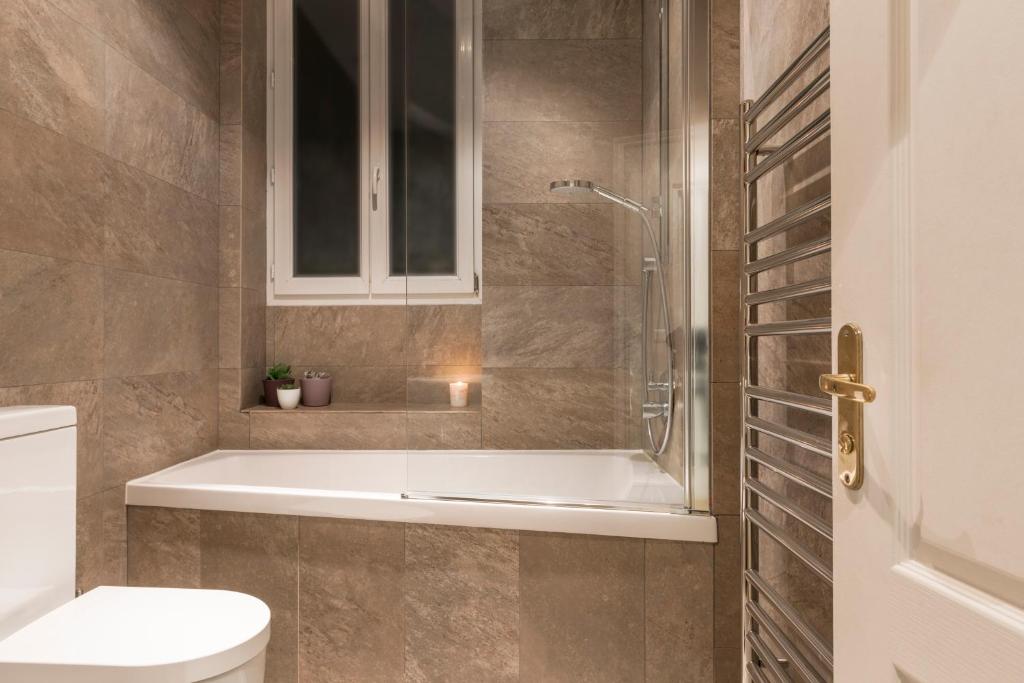 Hôtel de la Porte Dorée