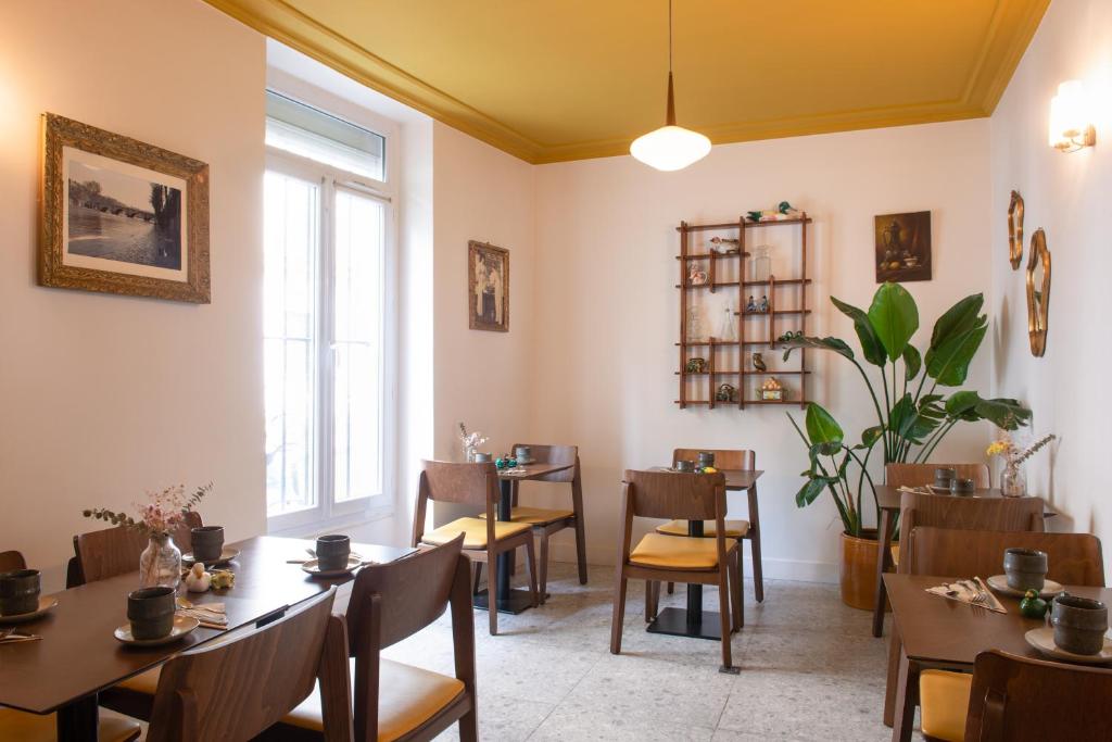 Hôtel de la Porte Dorée