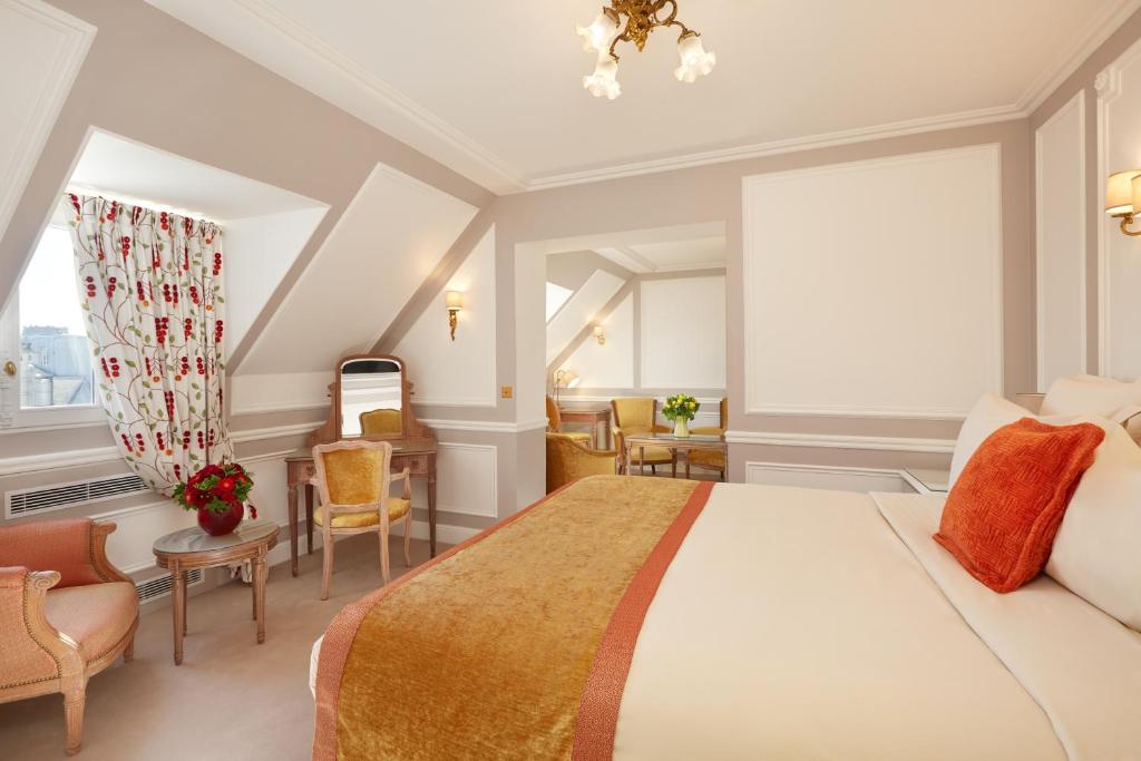 Hôtel Regina Louvre