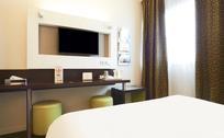 Kyriad Hotel Orly Aéroport - Booking