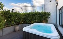 Le Cinq Codet - Booking