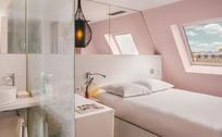 Legend Hotel Paris - Booking