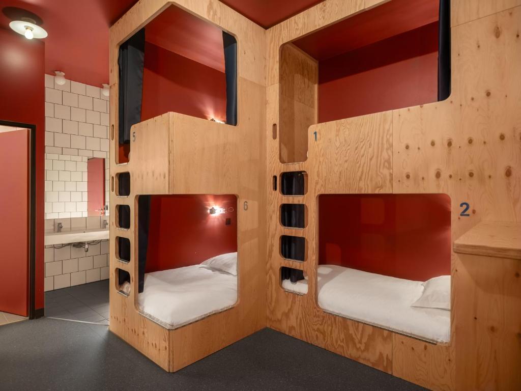 Eklo Paris Roissy CDG Airport