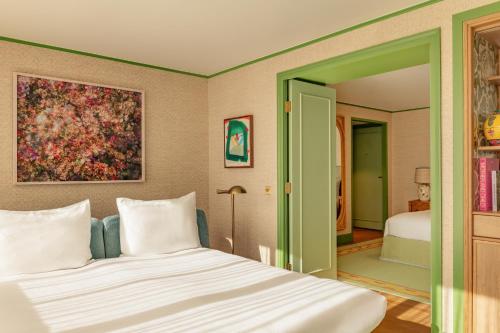 La Fantaisie - Booking