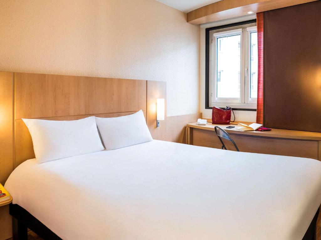 ibis Paris Pont de Suresnes Longchamp