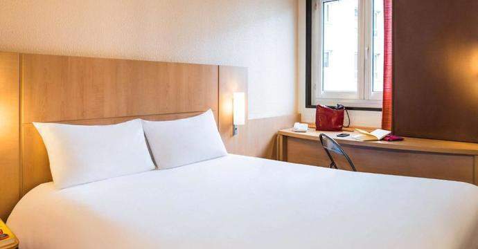ibis Paris Pont de Suresnes Longchamp