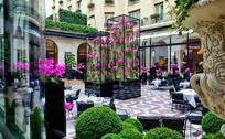 Four Seasons George V Paris - Booking