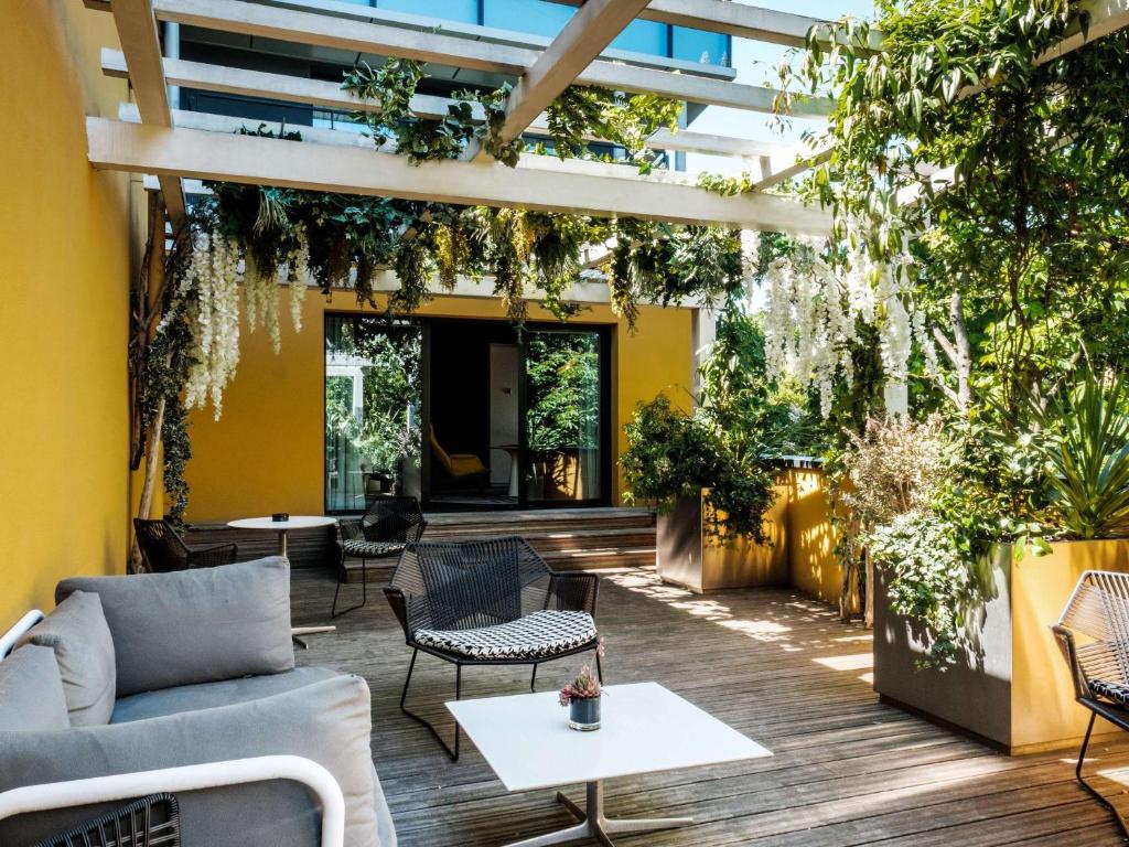 Molitor Hotel & Spa Paris MGallery Collection