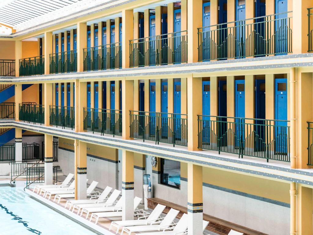 Molitor Hotel & Spa Paris MGallery Collection