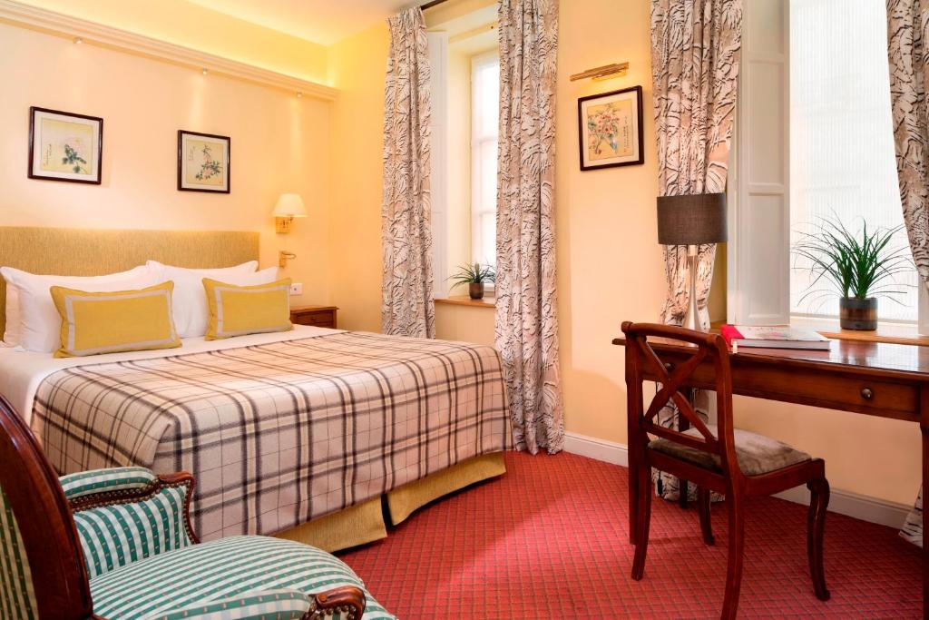 Le Relais Montmartre