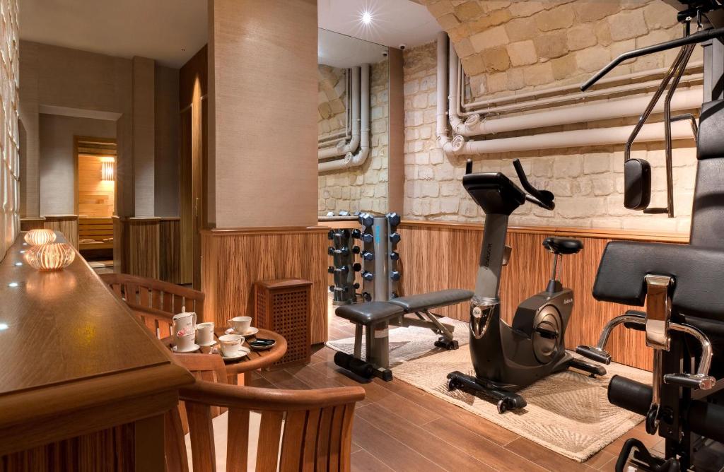 Hôtel Rochester Champs Elysées