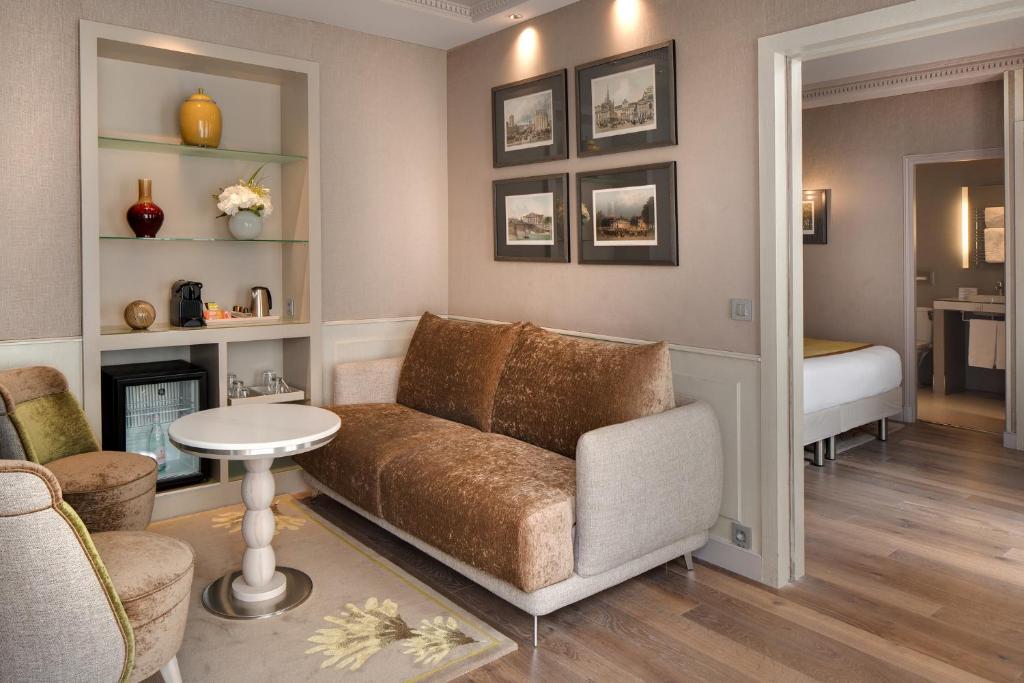 Hôtel Rochester Champs Elysées