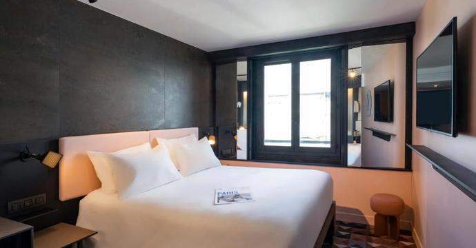 TRIBE Paris Batignolles