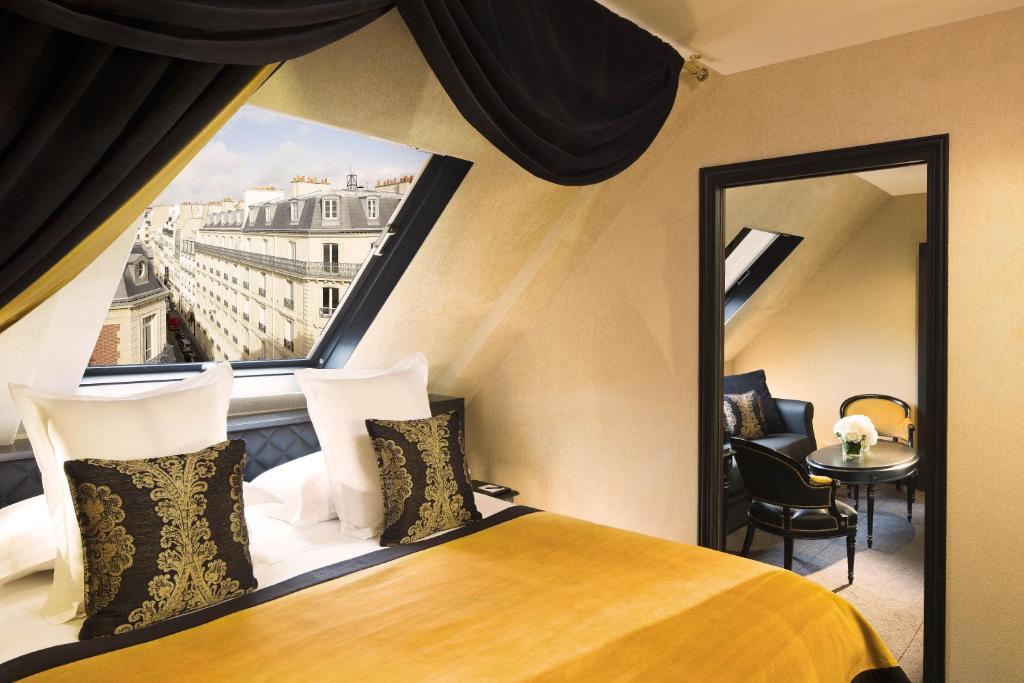 Hôtel Le Belmont Paris